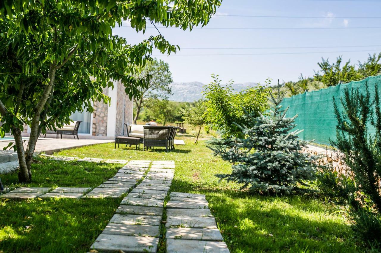 Villa Legacy Krusvar Exterior foto